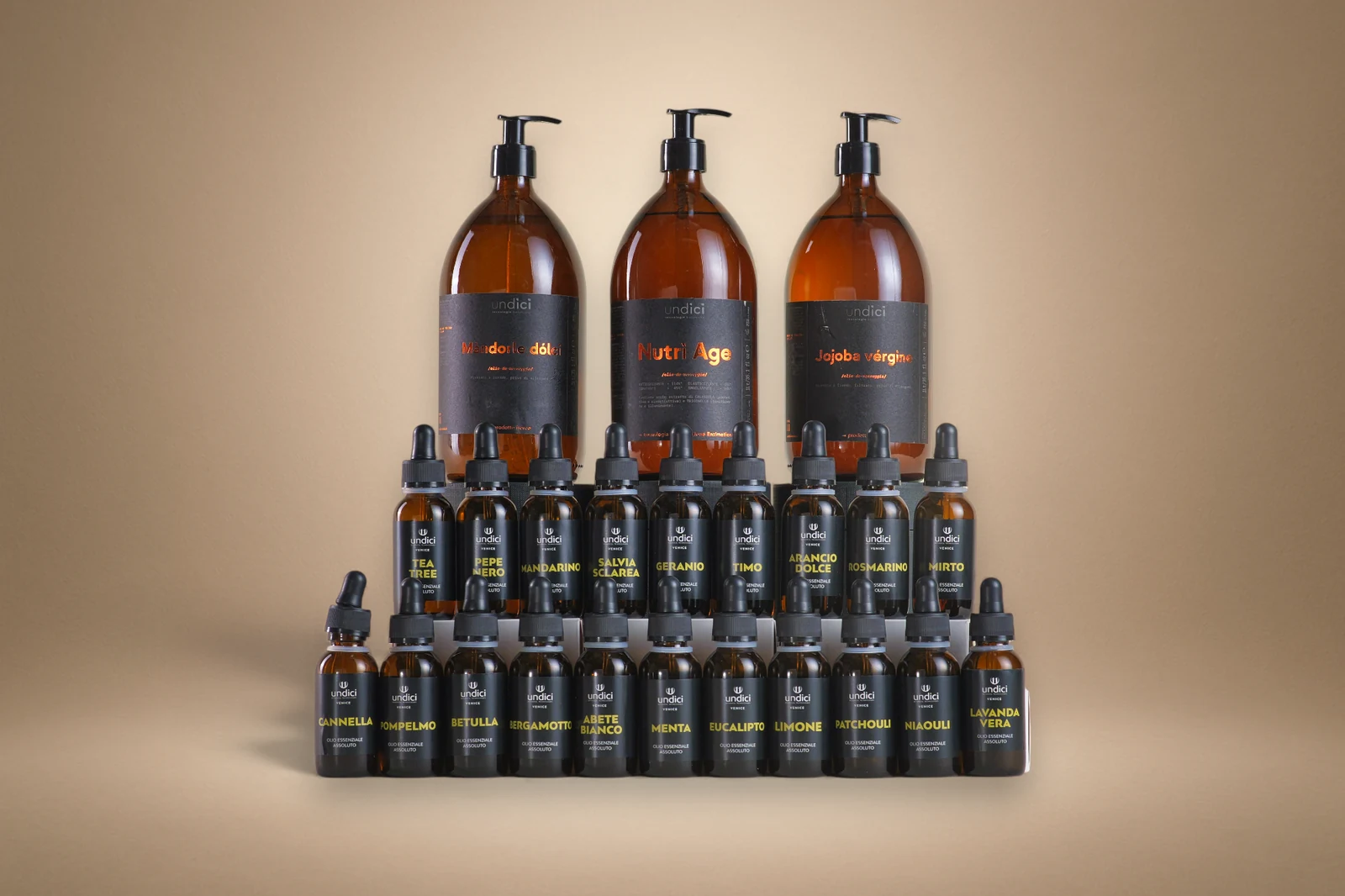 Oli essenziali integrali, Olio Nutri Age, Olio di Mandorle Dolci e Olio di Jojoba Vergine — Linea Aroma